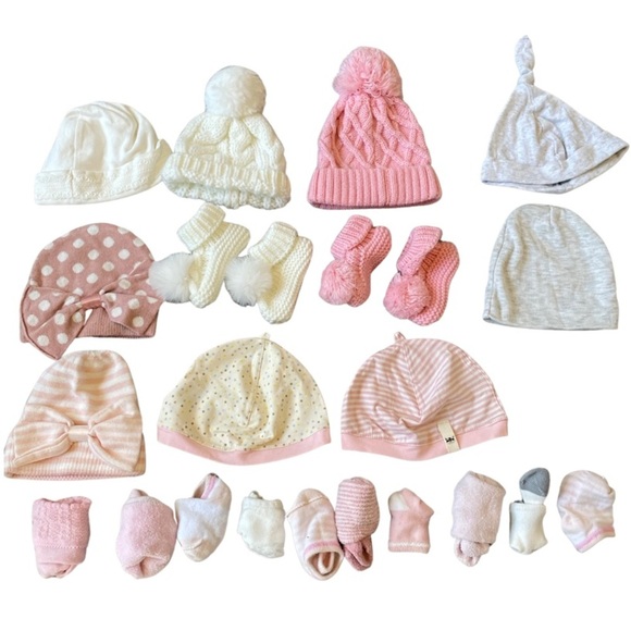 Bundle of 21 piece newborn girl hats, booties, and socks - Picture 1 of 7